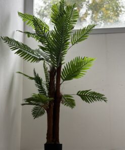 Palmera con tronco artificial